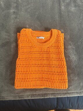 Zara Orange Knit Sleeveless Shirt